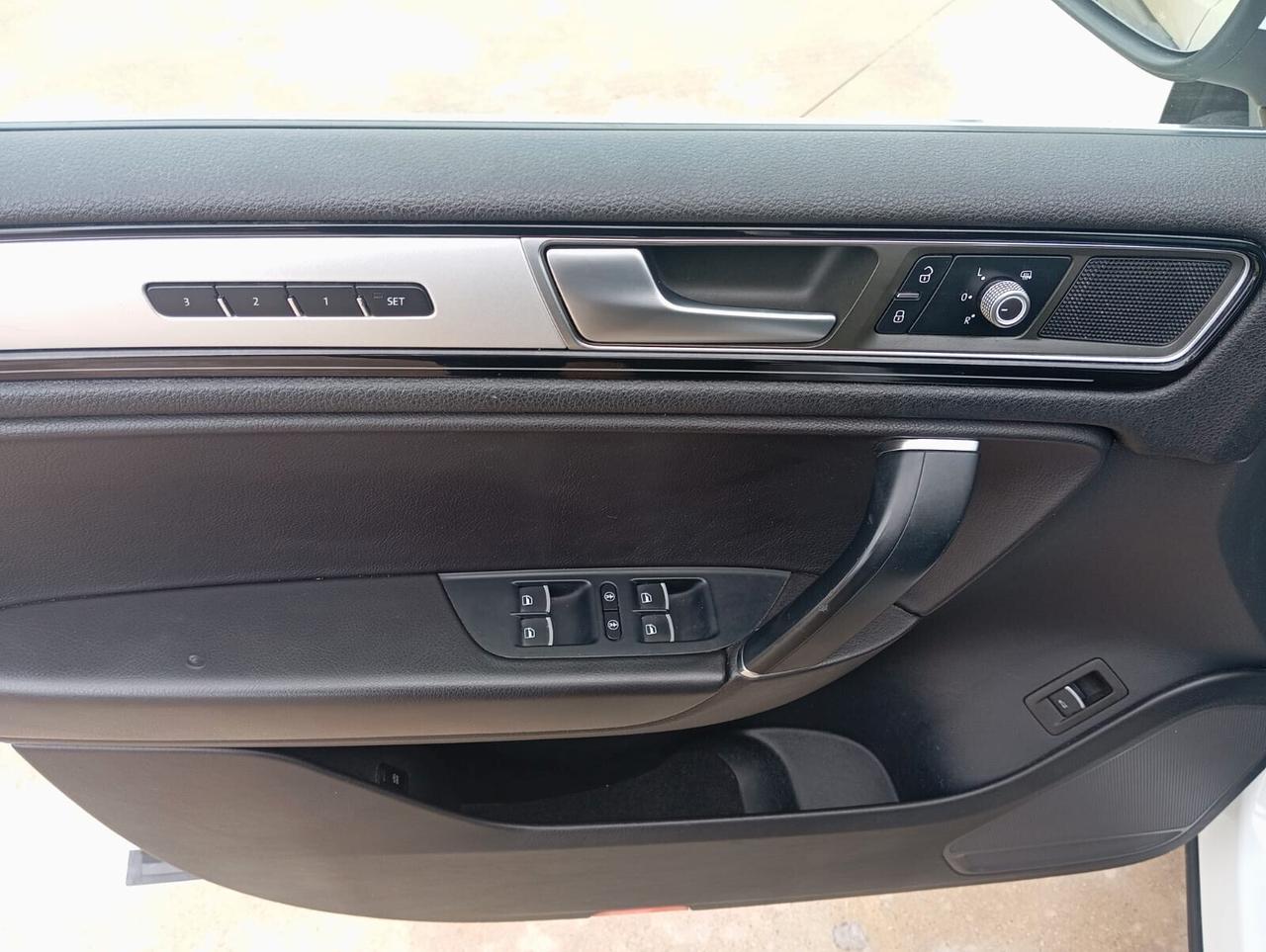 Touareg 3.0 TDI 262 CV tiptronic BlueMotion Technology