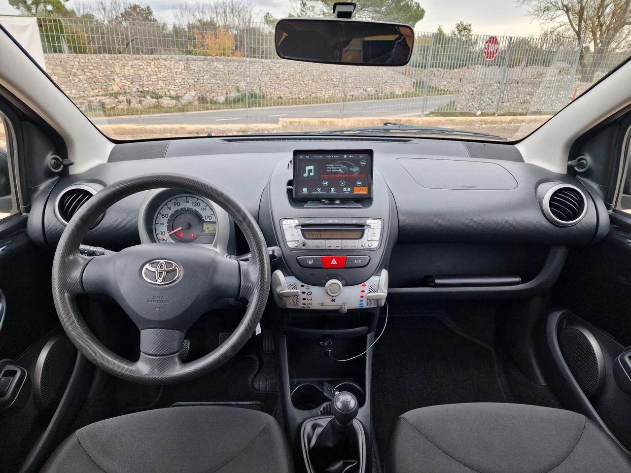 Toyota Aygo 1.0 12V VVT-i 5 porte Connect