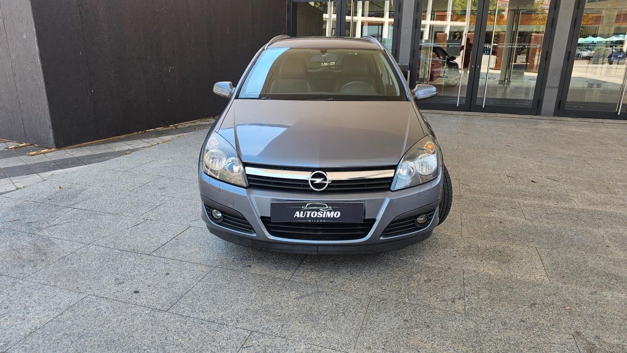 Opel Astra 1.6i 16V cat Station Wagon Sport