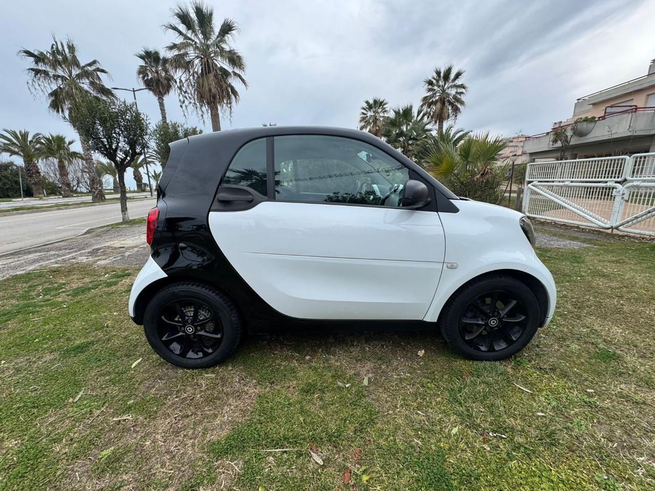 Smart fortwo coupe Fortwo 1.0 Passion 71cv twinamic