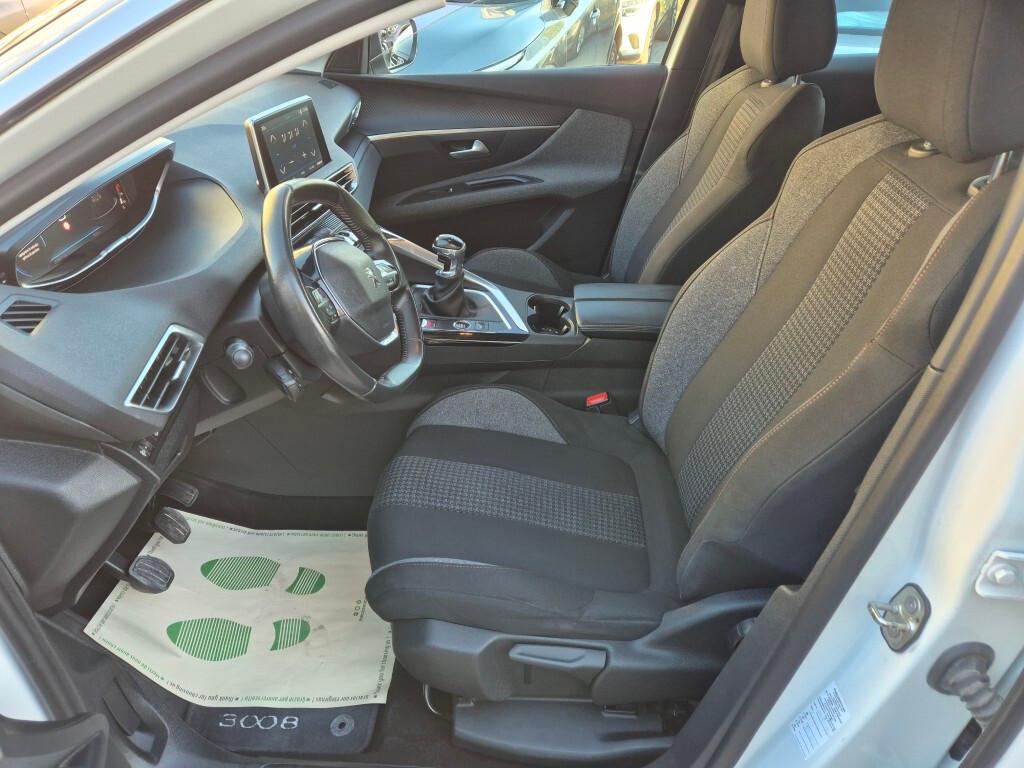 Peugeot NEW 3008 BlueHDi 130CV MANUALE