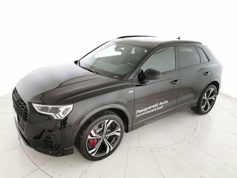 Audi Q3 45 2.0 tfsi Identity Black quattro 245cv s-tronic