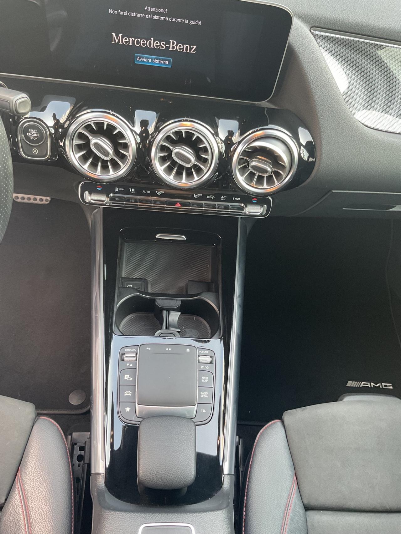 Mercedes-benz GLA 200 d Automatic Premium allestimento AMG