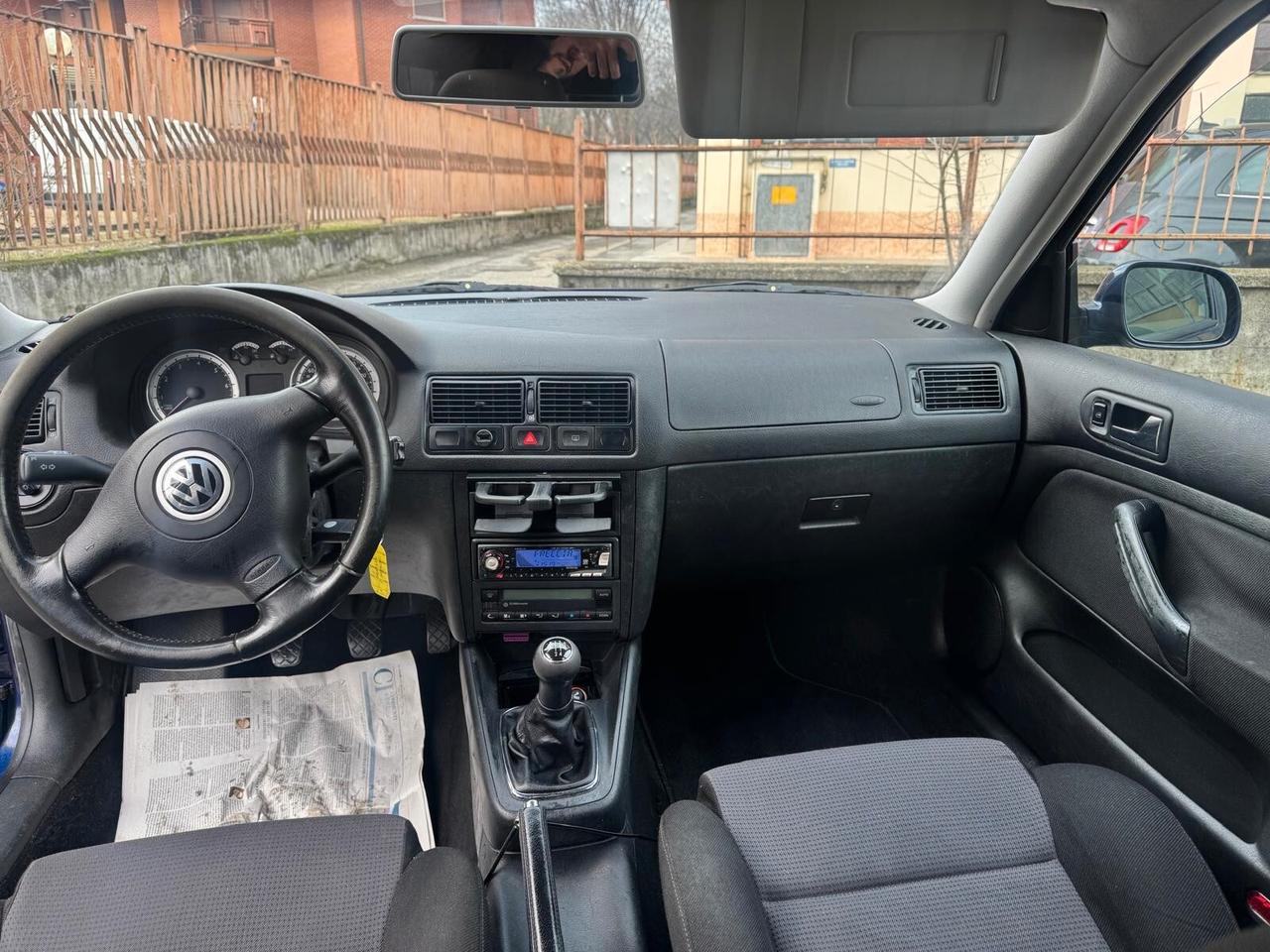 Volkswagen Golf 1.4 16V cat 5 porte