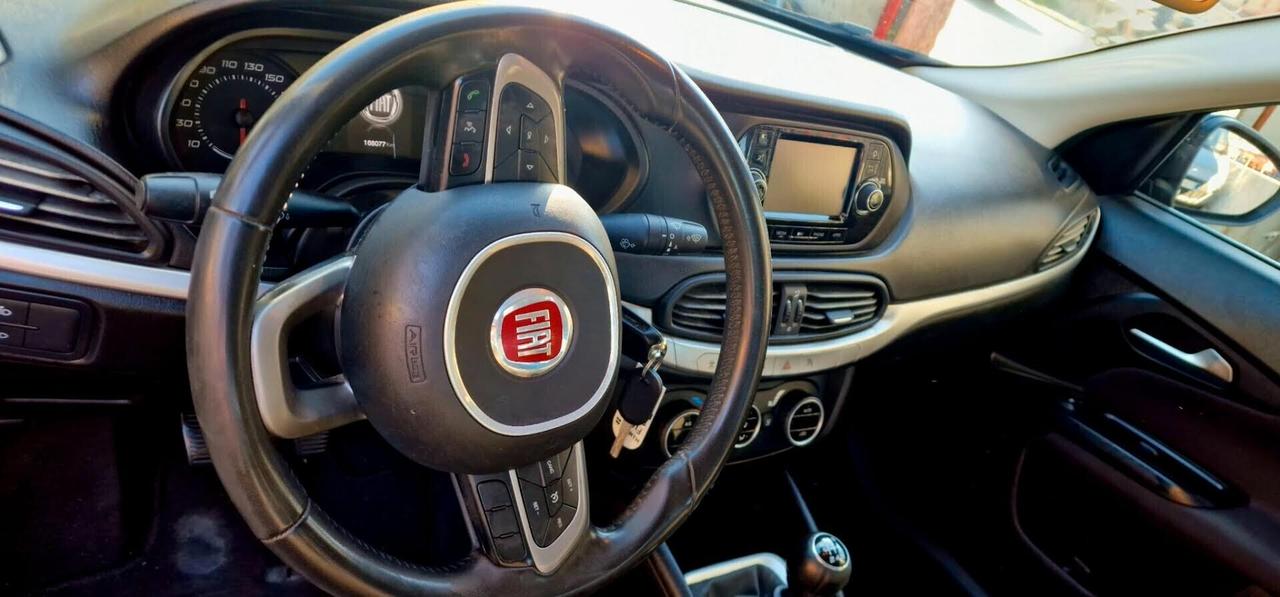 Fiat Tipo 1.6 Mjt 4 porte Lounge NEOPATENTATI