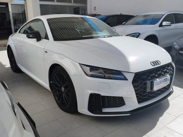 Audi TT Coupé 2.0 TDI ultra Nuvolari Lim. Ed. 2015
