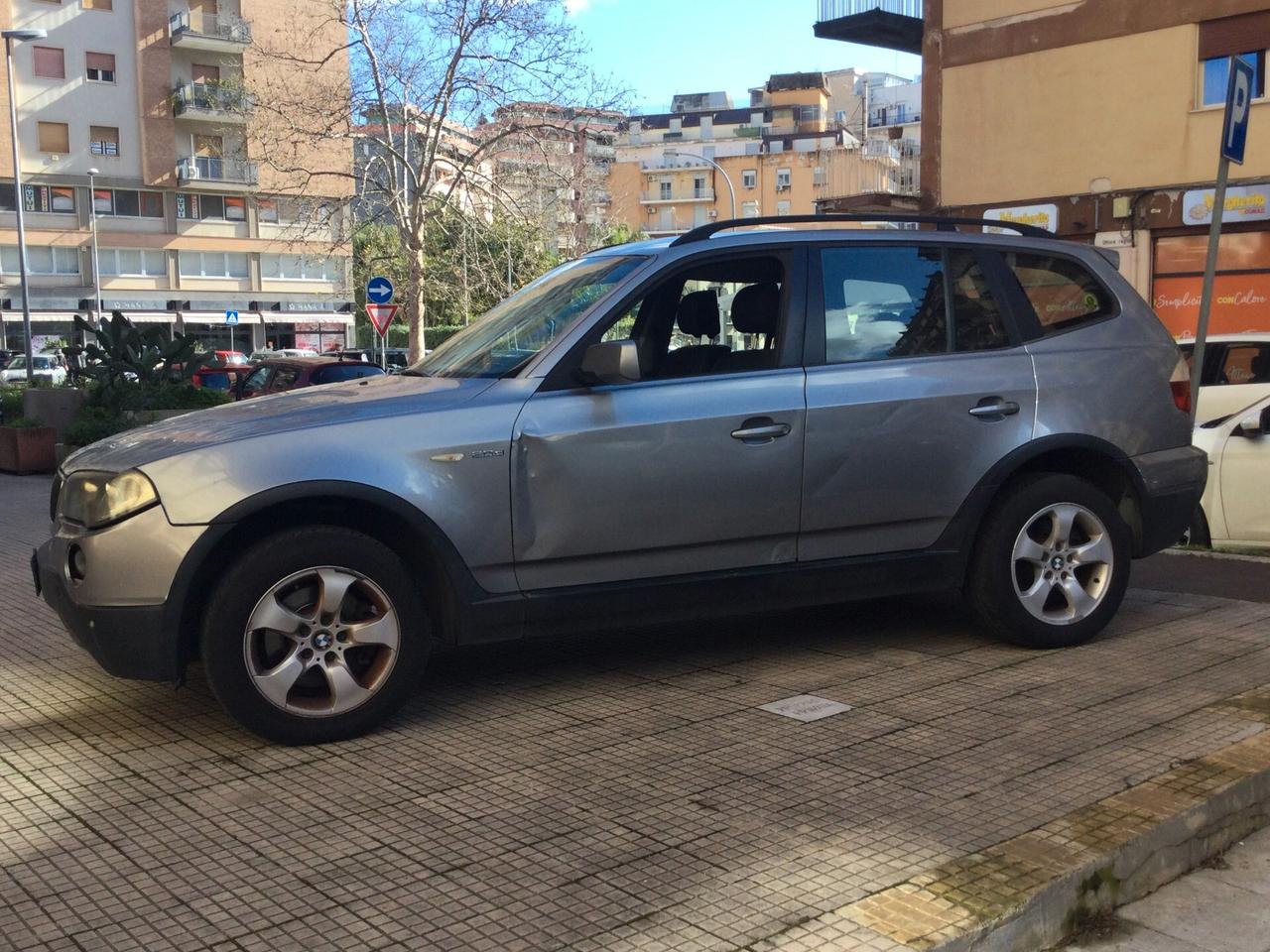 Bmw X3 2.0d cat Futura