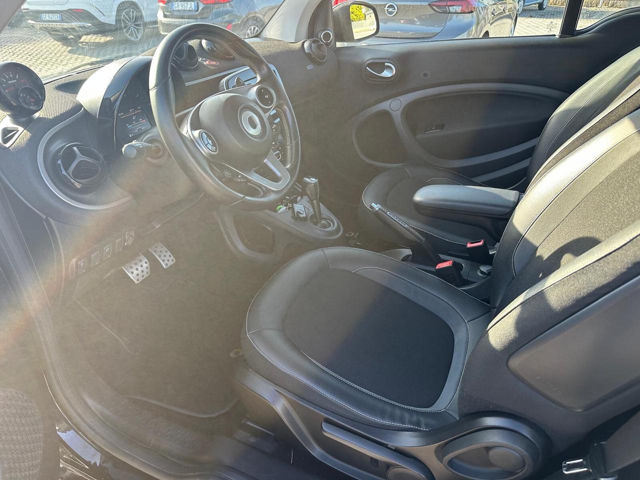 Smart ForTwo BRABUS 0.9 Turbo twinamic