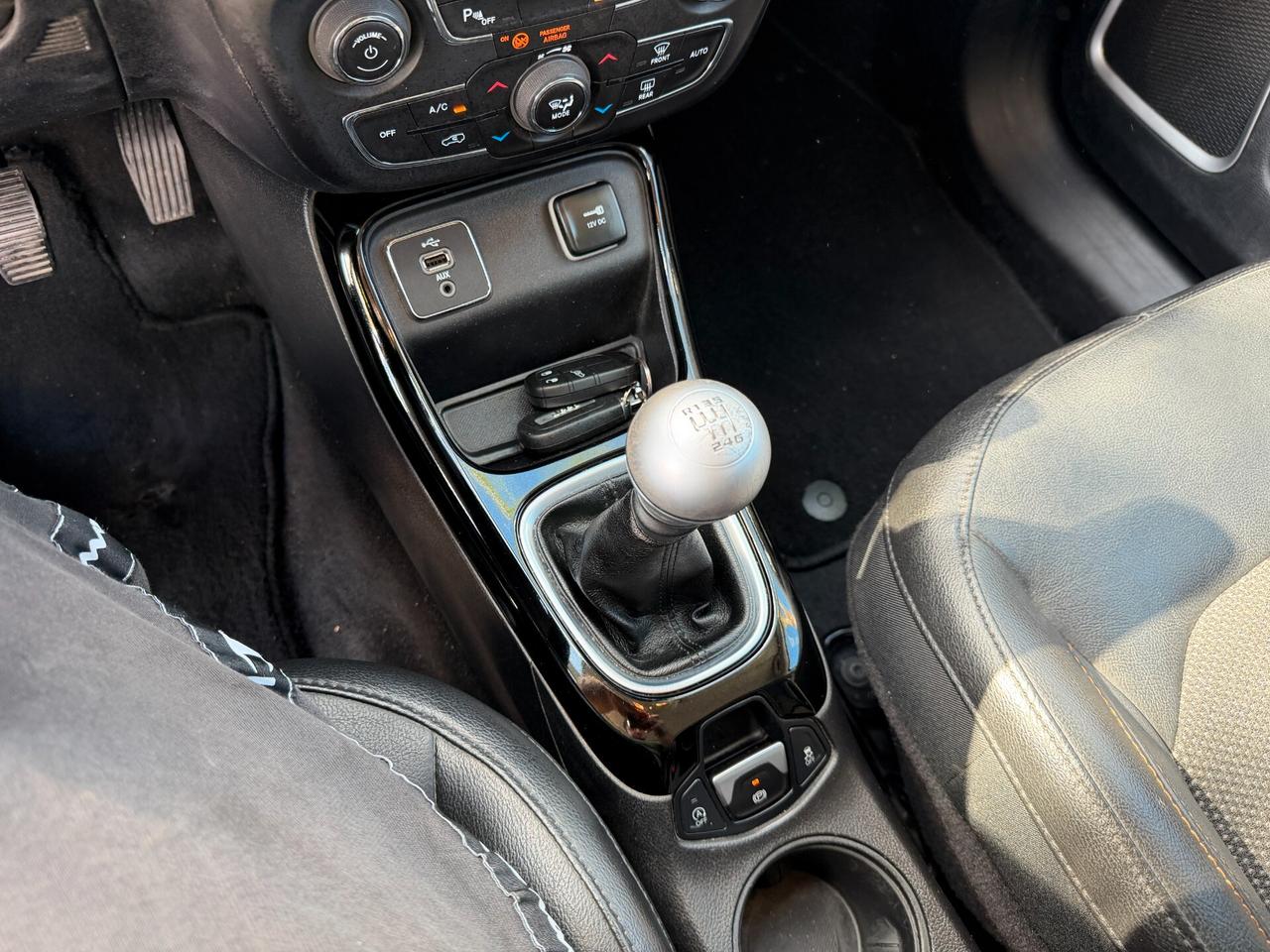 JEEP COMPASS LIMITED ANNO 2018 1.4 BENZINA 140 CV