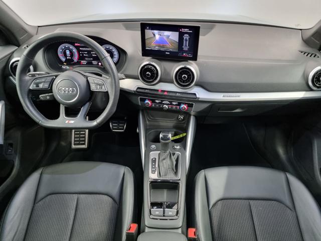 AUDI Q2 40 TFSI quattro S tronic SLINE Identity Black