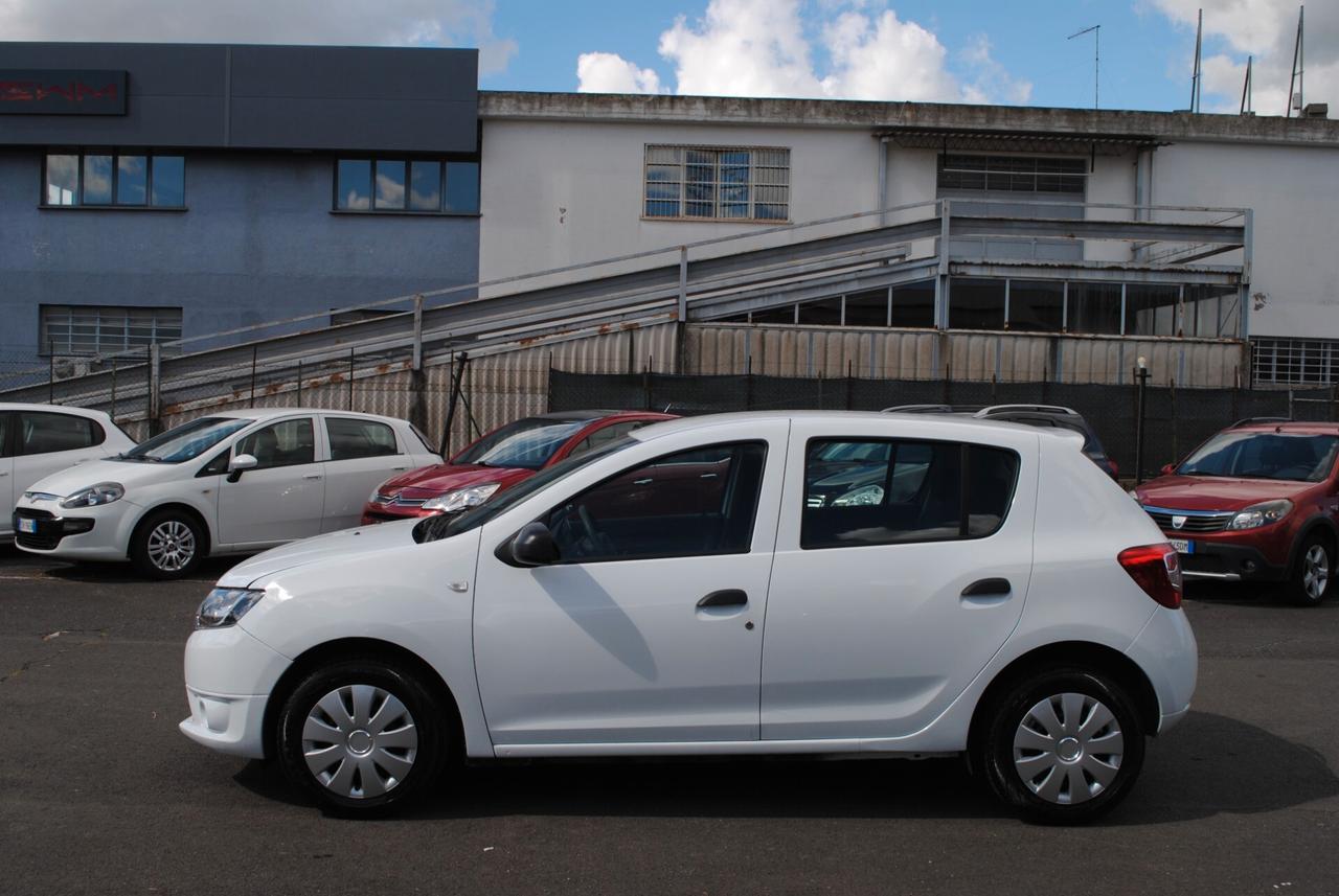 DACIA SANDERO 1.2 75 CV OK NEOPATENTATI (NO A/C)