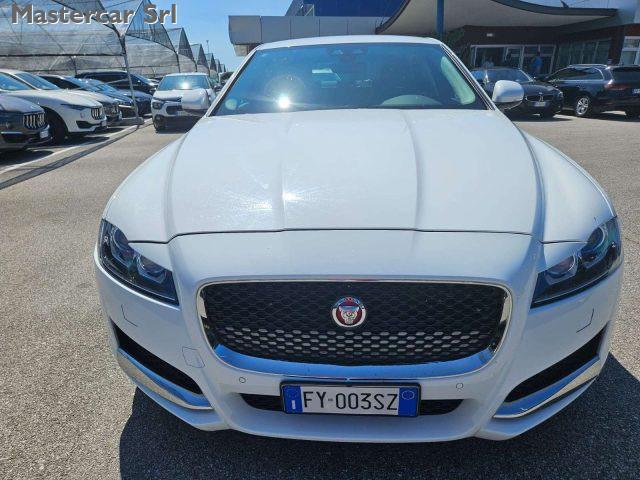 JAGUAR XF XF II Berlina 2.0d i4 Prestige 180cv Auto- FY003SZ