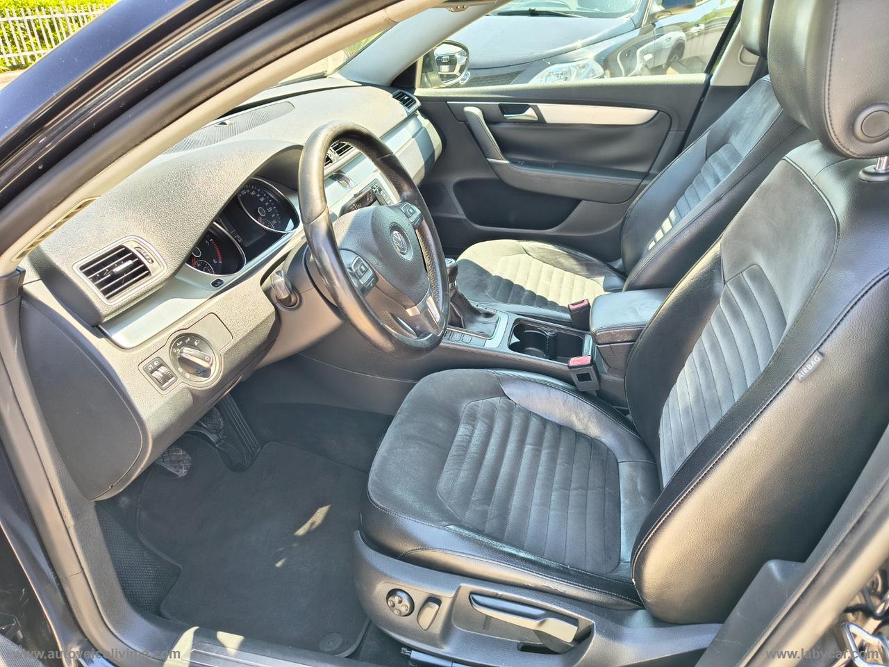 VOLKSWAGEN Passat Var. 2.0 TDI Highline BlueM.Tech