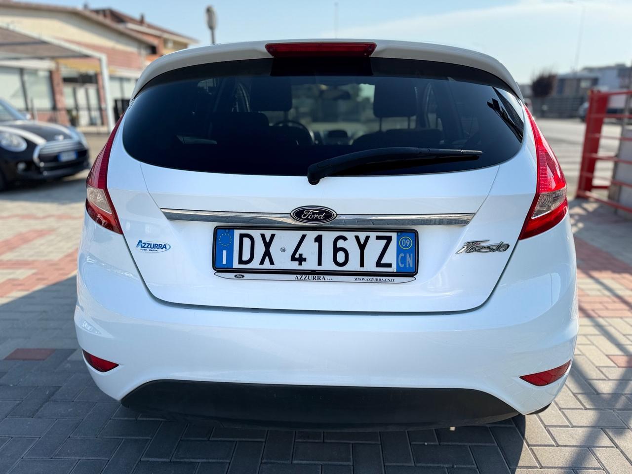 Ford Fiesta 1.4 5 porte Bz.- GPL Titanium