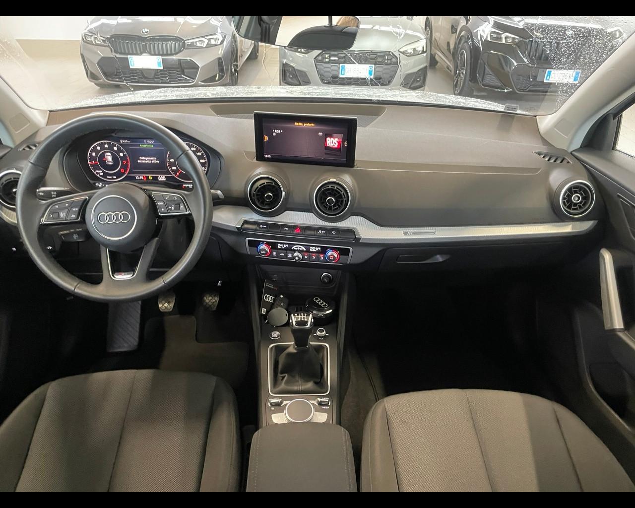 AUDI Q2 - Q2 35 TFSI Business Advanced