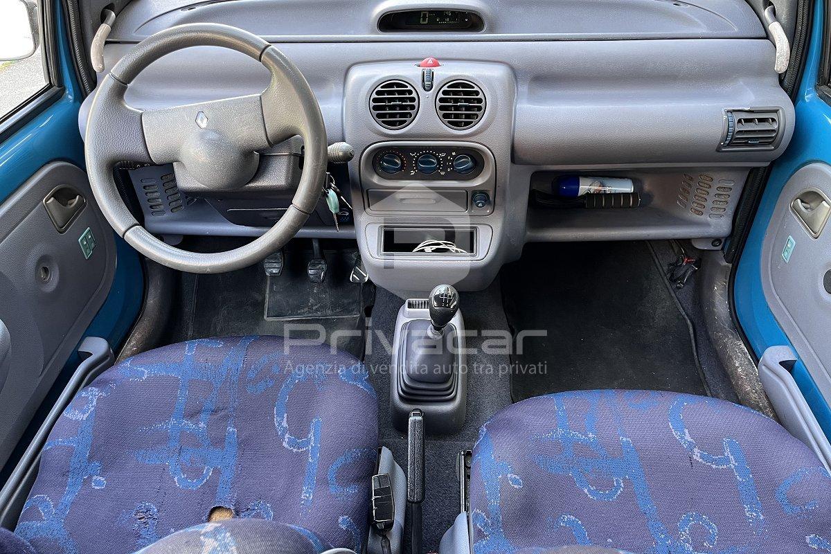 RENAULT Twingo 1.2i cat Base (1239cc)