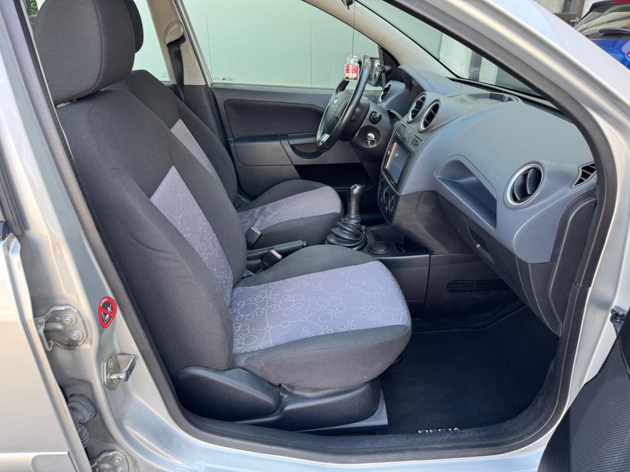 Ford Fiesta 1.25 16V 5p. 2007 87000km originali