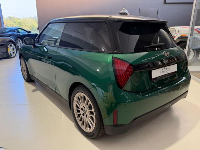 MINI Cooper E Cooper E Favoured BRITISH RACIG GREEN