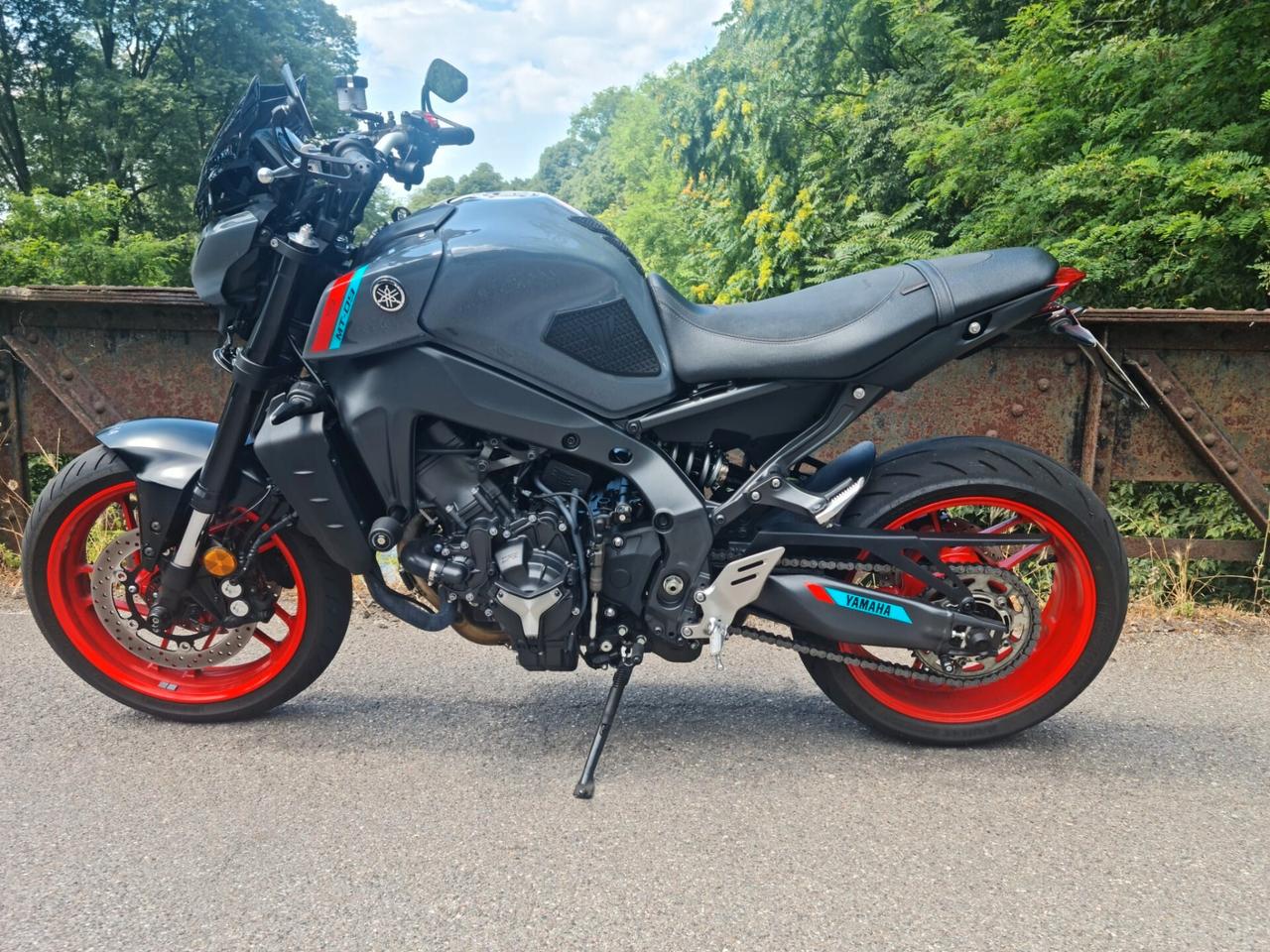MT 09 7000 KM