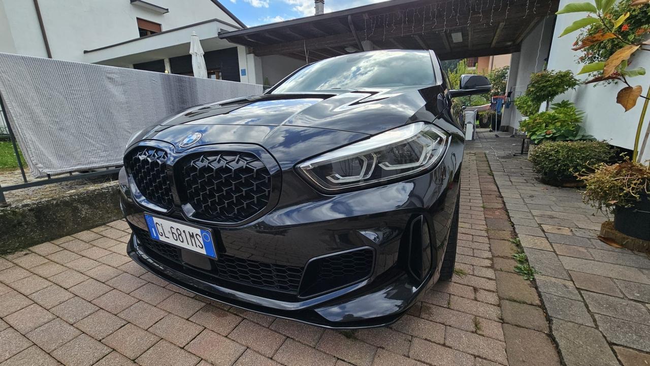 Bmw 135 M 135i xDrive Colorvision Edition