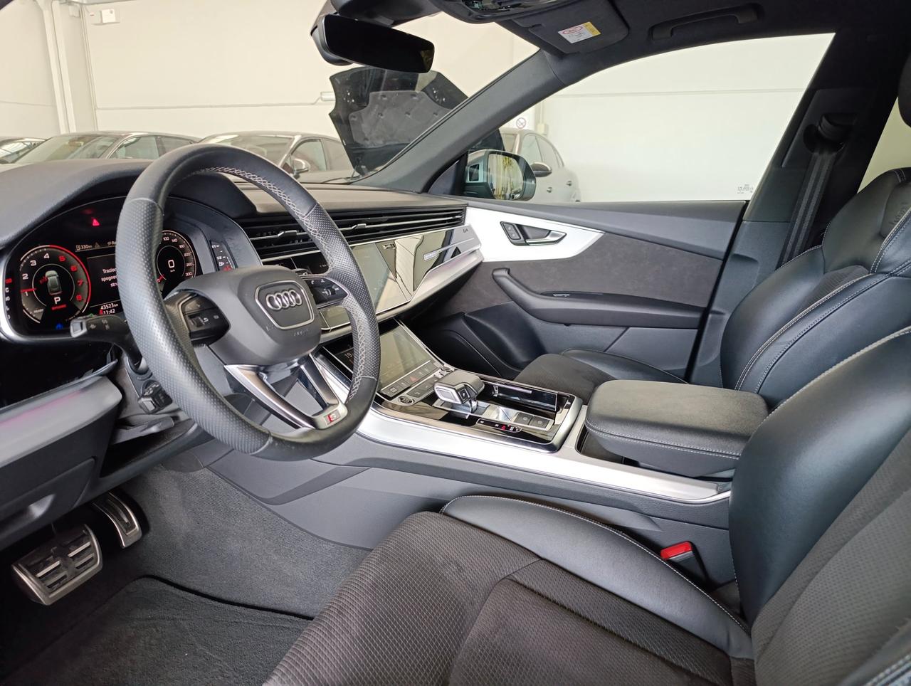 Audi Q8 55 3.0 tfsi mhev Sport quattro tiptronic