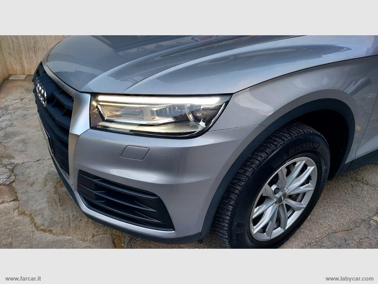 AUDI Q5 35 TDI quattro S tronic Business