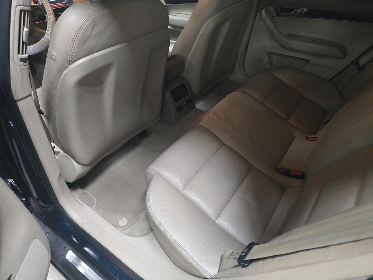 Audi A6 Avant 3.0 V6 TDI F.AP. quattro tiptronic Advanced