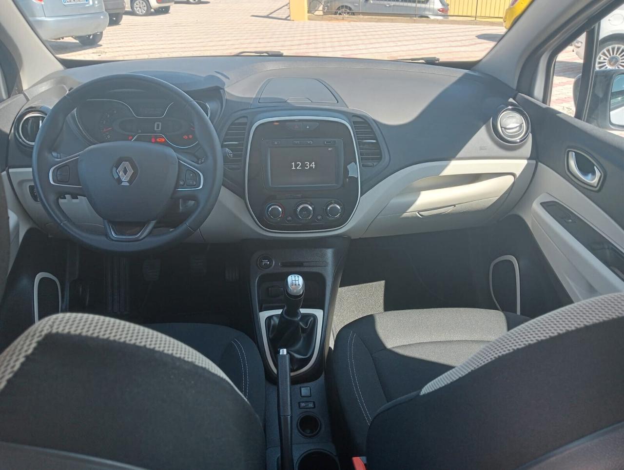 Renault Captur dCi 8V 90 CV EDC Business