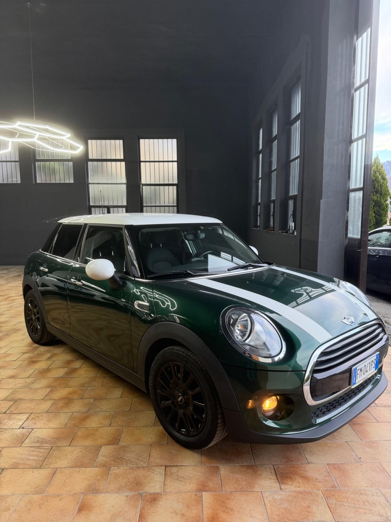 Mini Cooper 1.5 136 CV – 54.152 km – Pari al nuovo – Full optional