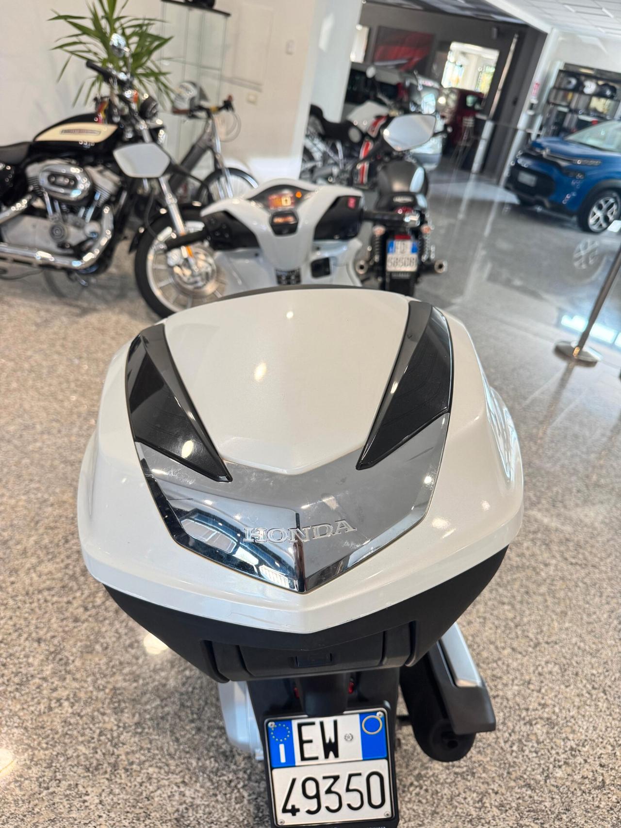 Honda SH 350i ABS