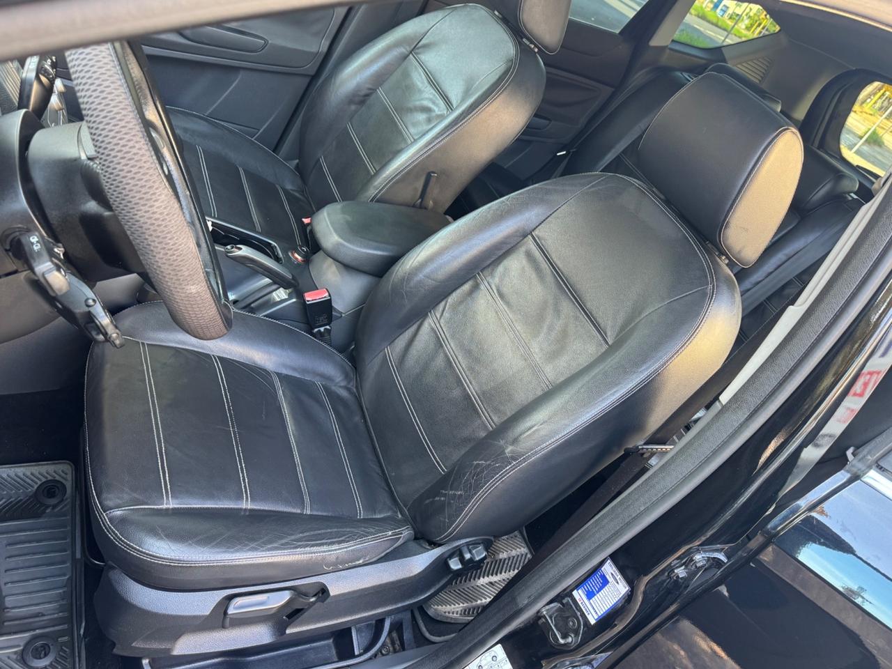 Ford Kuga 2.0 TDCi 4WD Tetto panorama garanzia 12 m