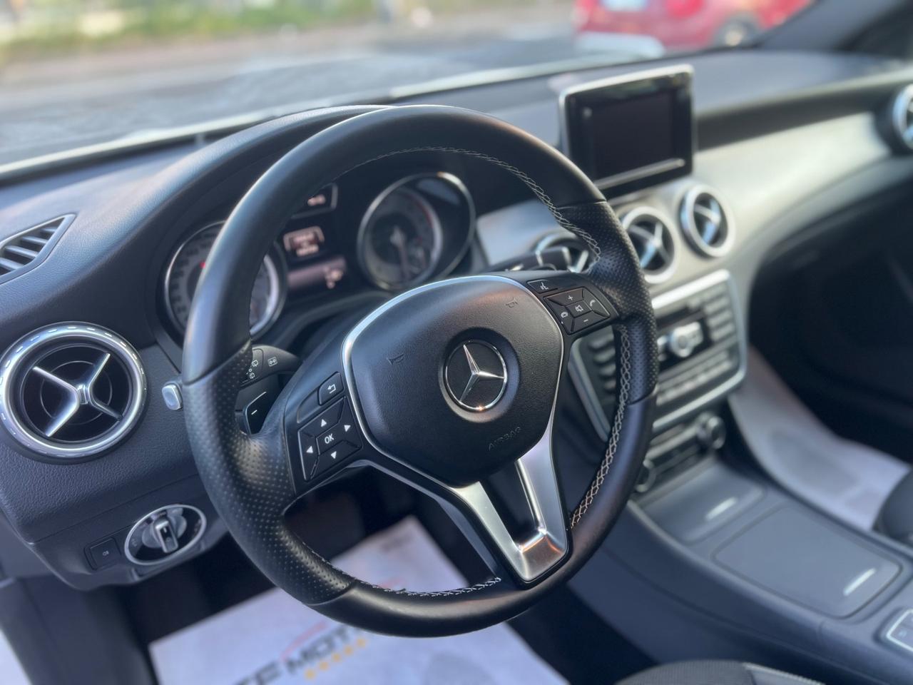Mercedes GLA 200 cdi SPORT CERTIFICATA - 2014