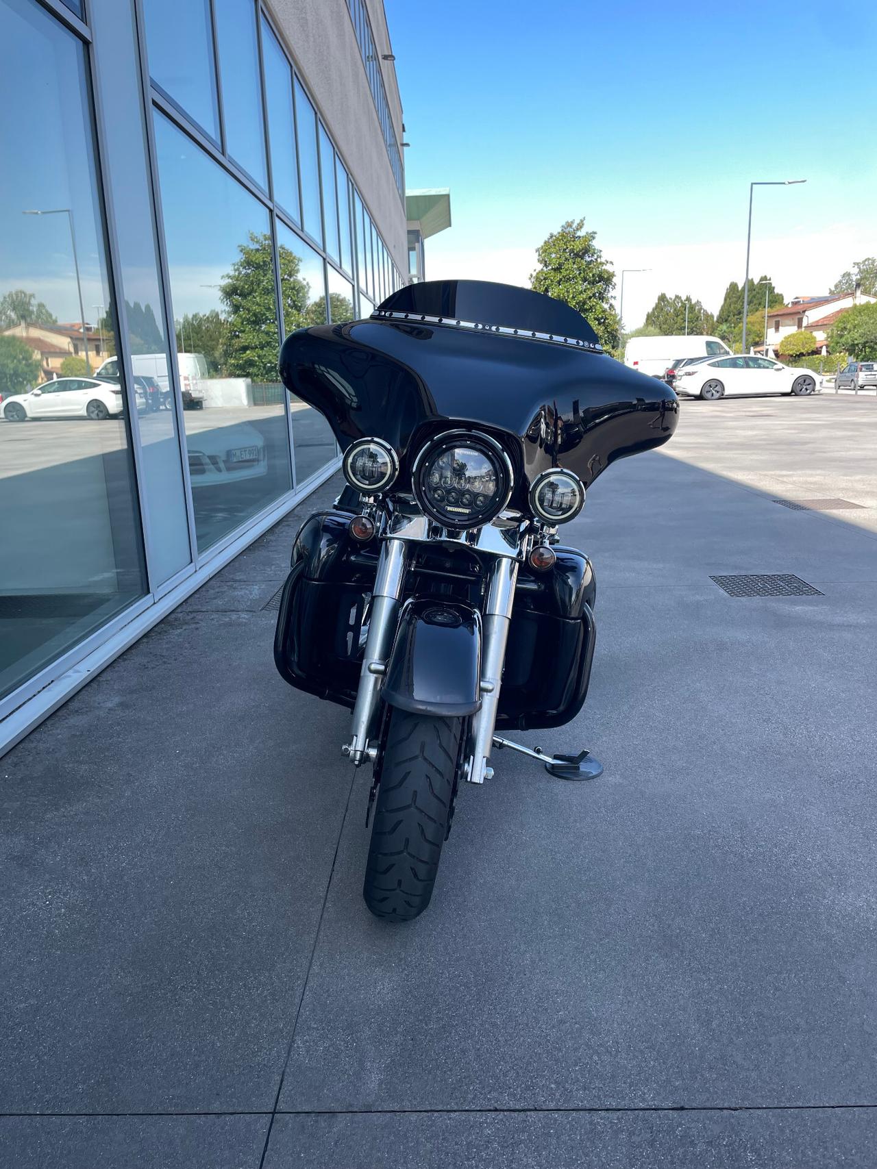 Harley-davidson Touring Street Glide Twin Cam 96 Six Speed con molti accessori sosp.Ohlins