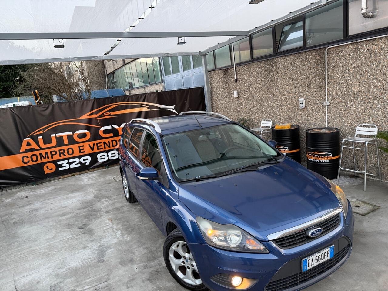 Ford Focus 1.6 benzina EURO5A NEOPATENTATI-FAMIGLIARE