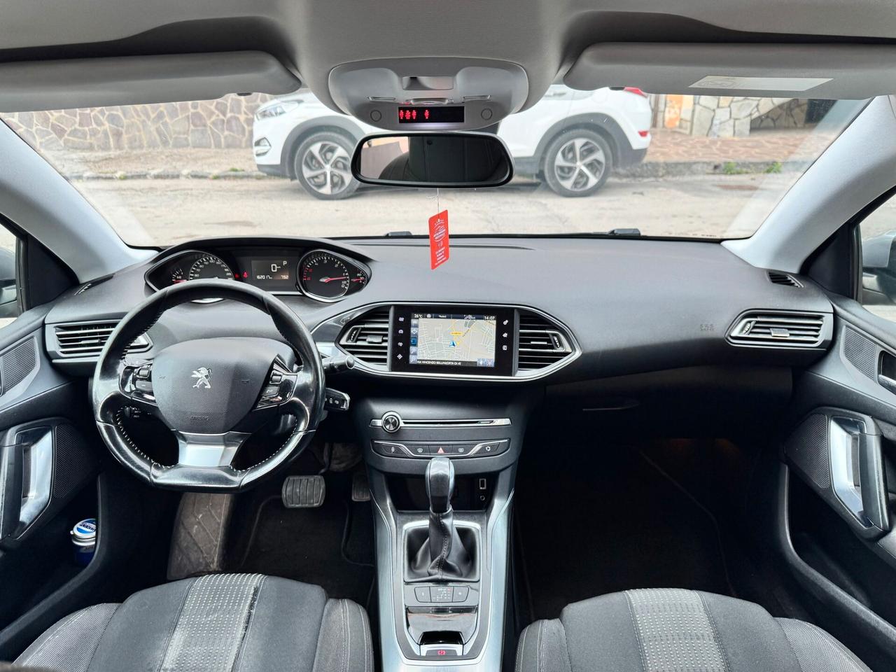 Peugeot 308 BlueHDi 120 S&S EAT6 SW Allure