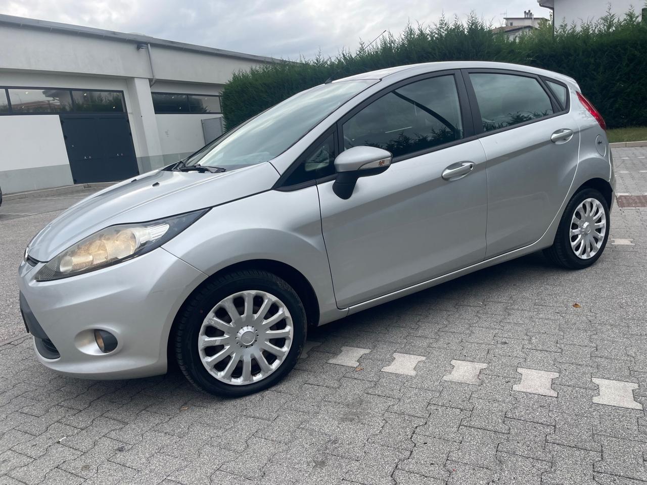 Ford Fiesta 1.2 benzina 5p. Titanium euro(5)