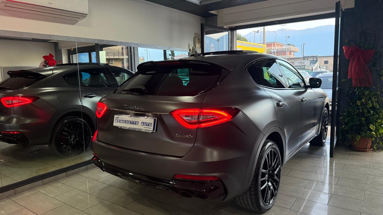 Maserati Levante V6 Diesel AWD Gransport tetto
