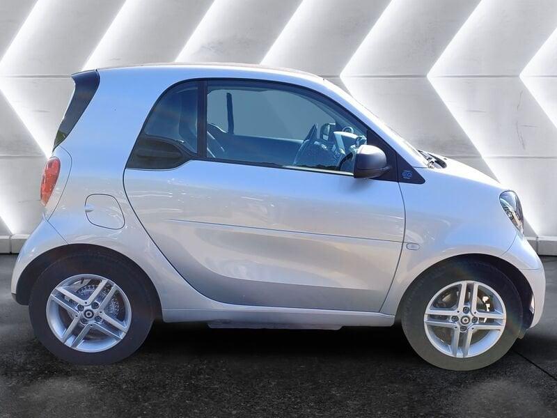 smart fortwo eq Pure 4,6kW