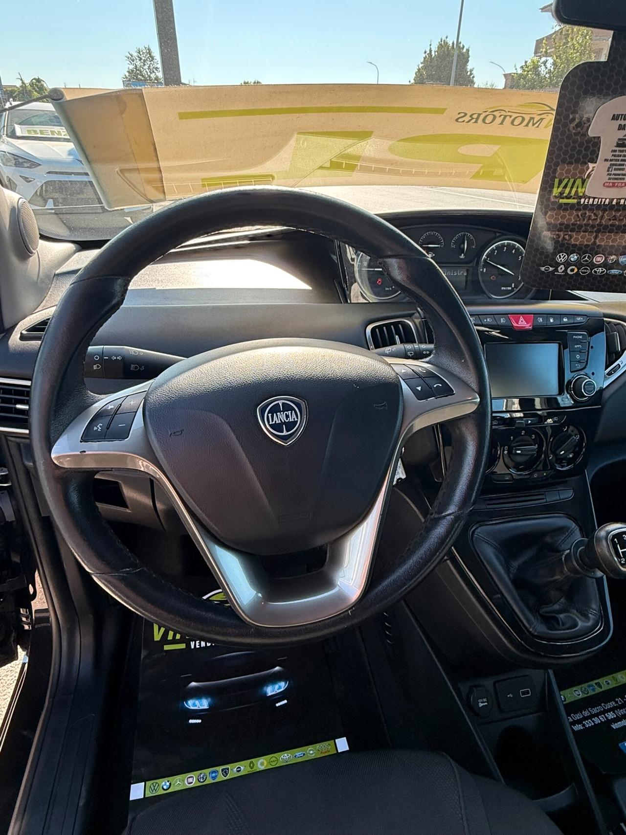 Ypsilon 1.2 69 CV 5 porte GPL Ecochic Platinum 12/2019