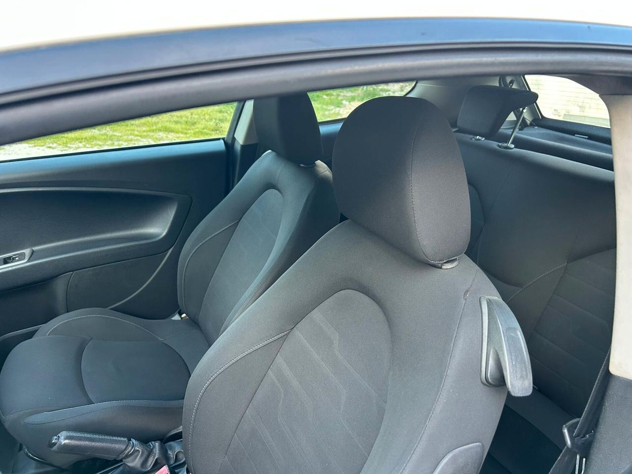 Alfa Romeo MiTo 1.3 JTDm-2 95 CV neopatentati