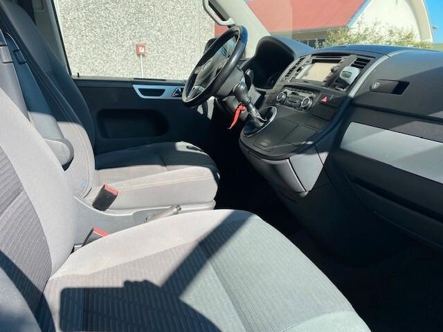 Volkswagen Multivan T5 2.0 bitdi Highline 180cv gancio traino