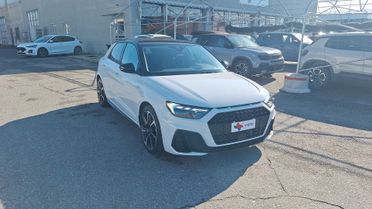 Audi A1 SPB 30 TFSI S tronic Identity Black SOLI 12000KM !!!