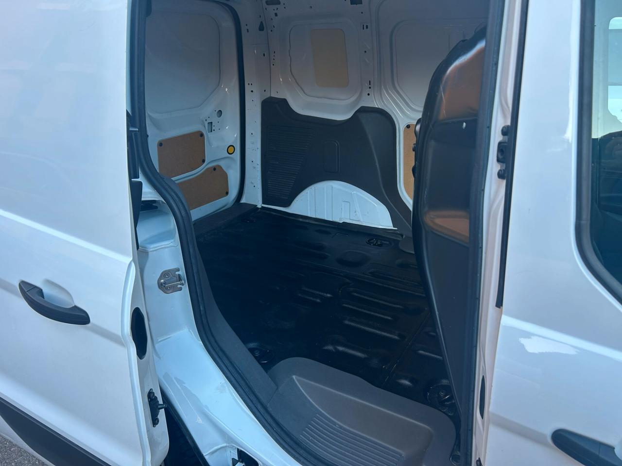 Ford Transit Connect 200 1.5 TDCi 100CV 3 POSTI