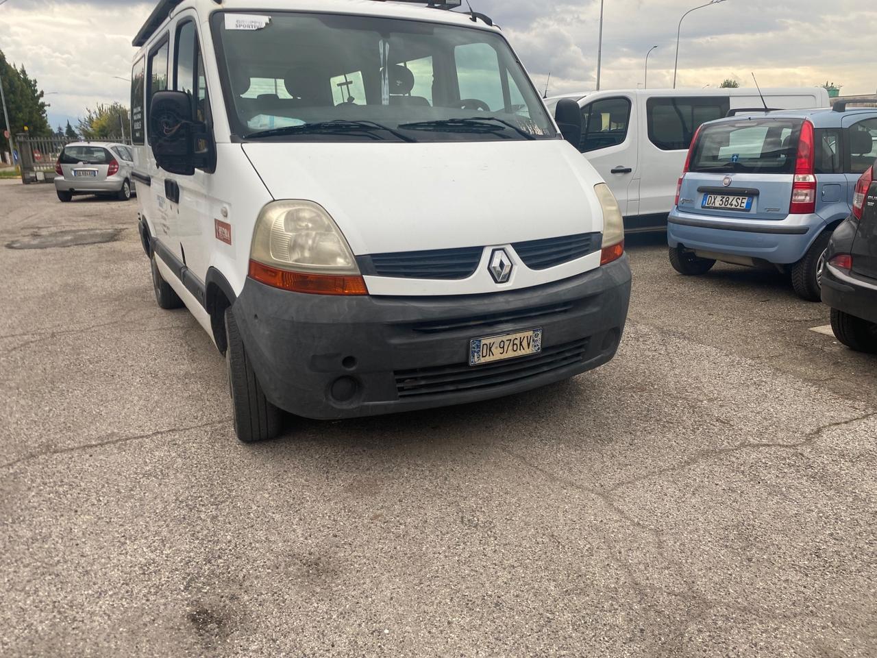 Renault Master T35/120 2.5 dCi PM-TM Combi Ice 9 POSTI