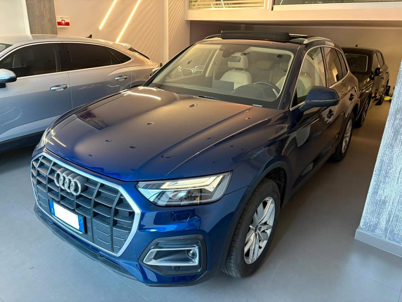 Audi Q5 2.0 Sport Tetto Apr. 204cv - 2021