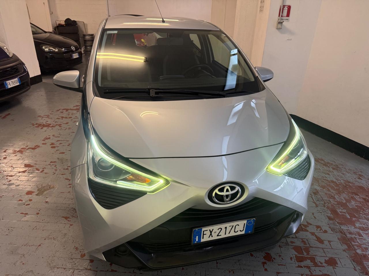 Toyota Aygo 1.0 VVT-i 72 CV 5 porte x-clusiv MMT