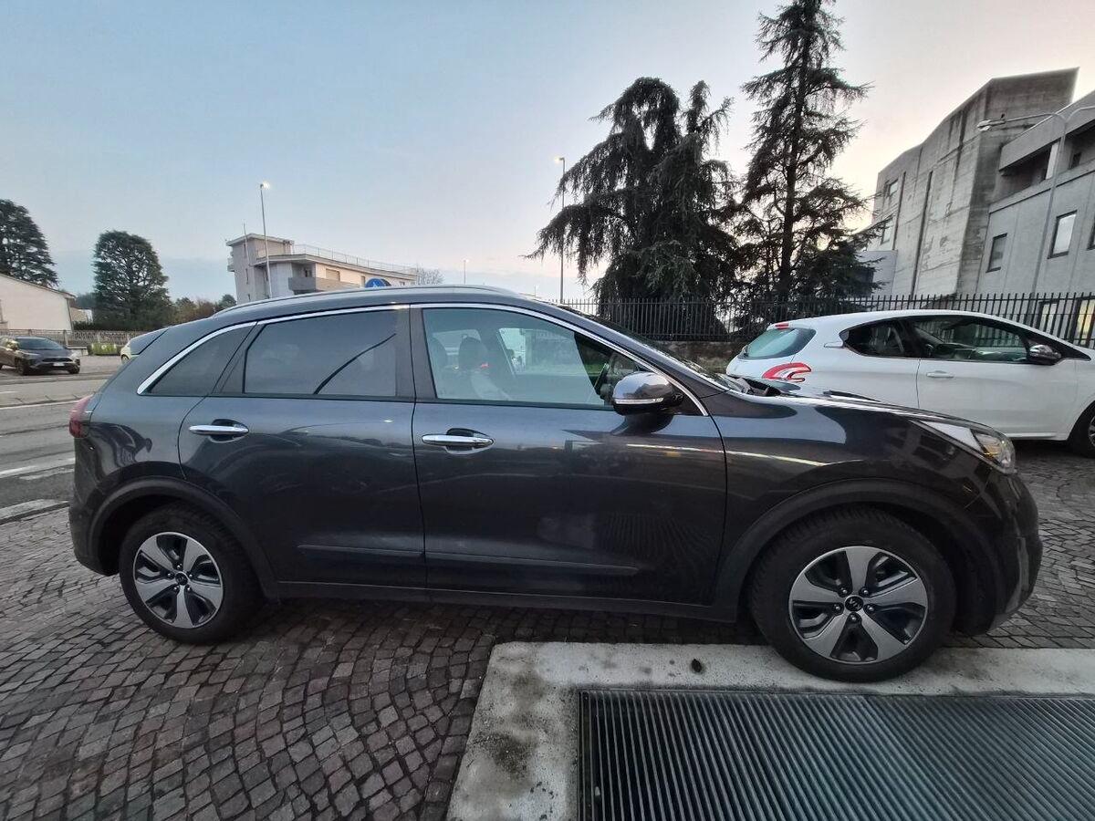 Kia Niro 1.6 gdi hev Style Adas Pack dct my18