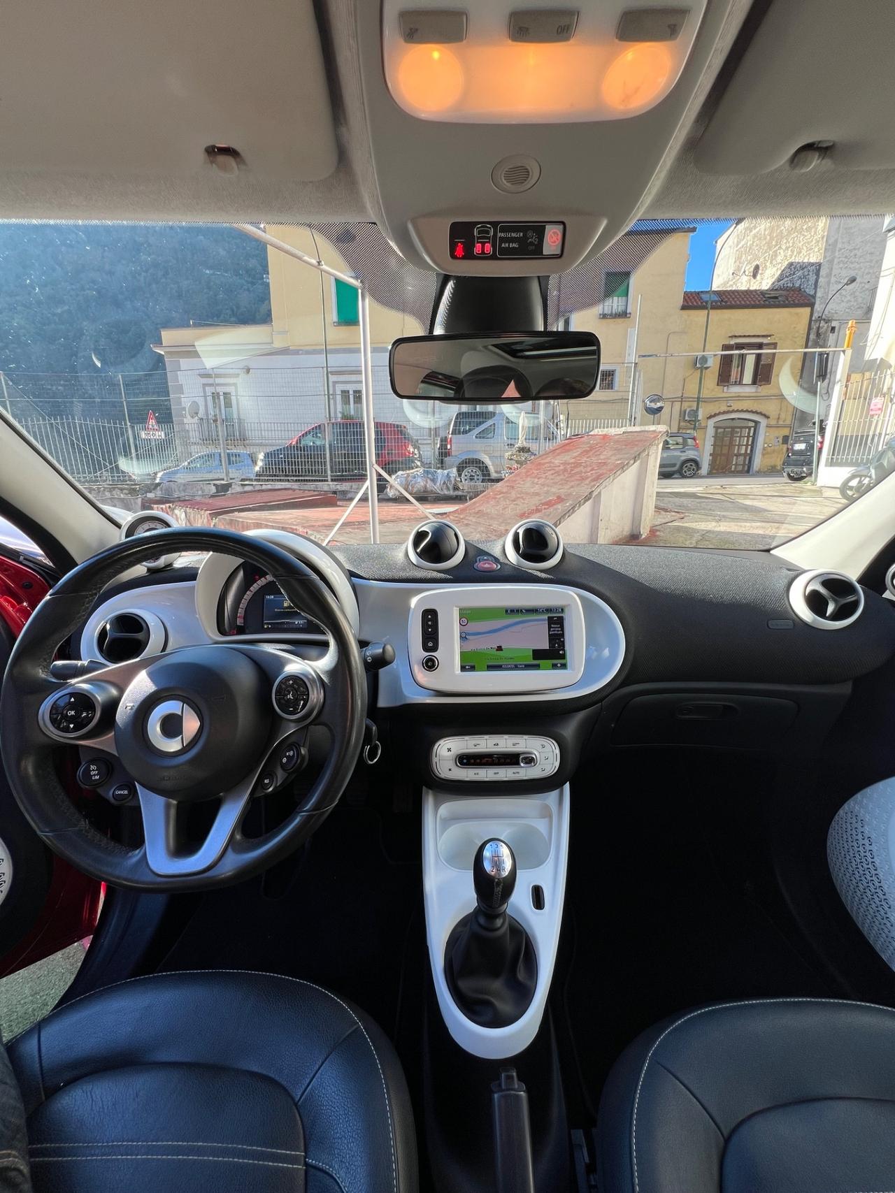 Smart ForFour 90cv TETTO/RETROCAMERA/BRACCIOLO