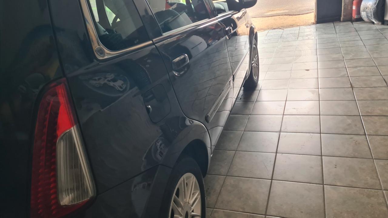 Lancia MUSA Platino Full Multiyet