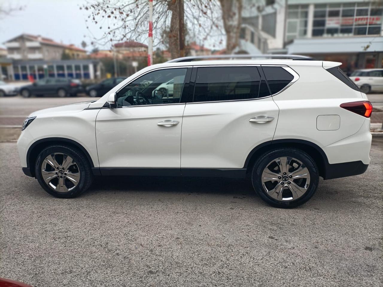 Ssangyong REXTON 2.2 4WD Icon 8 A/T